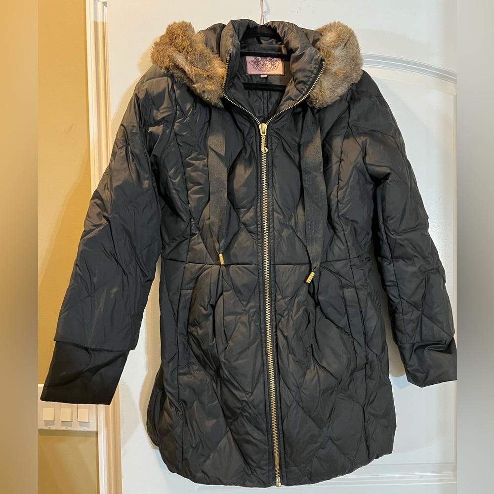 Juicy Couture Women’s coat with faux fur hood Size Large